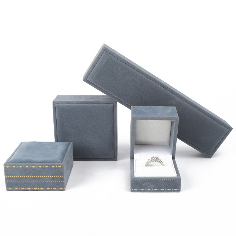 Premium Velvet Jewelry Box wit - Bar Cart Gold recension och pris
