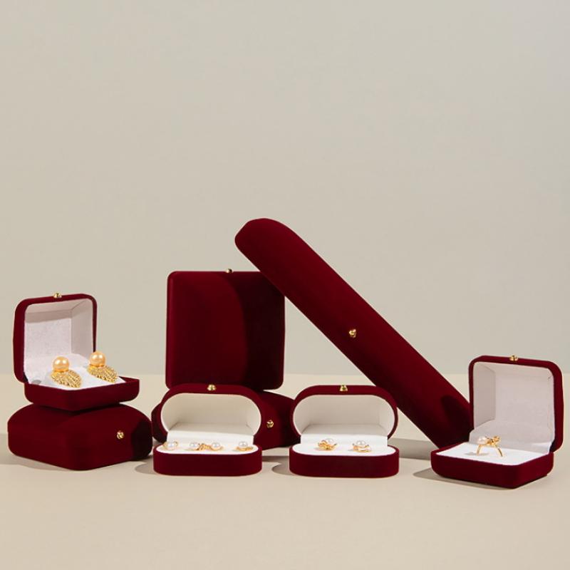NEW Flocking Gold Buckle Jewel - Bar Cart Gold recension och pris
