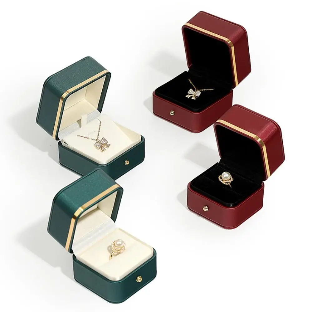 Fashion PU Leather Square Ring - Bar Cart Gold recension och pris